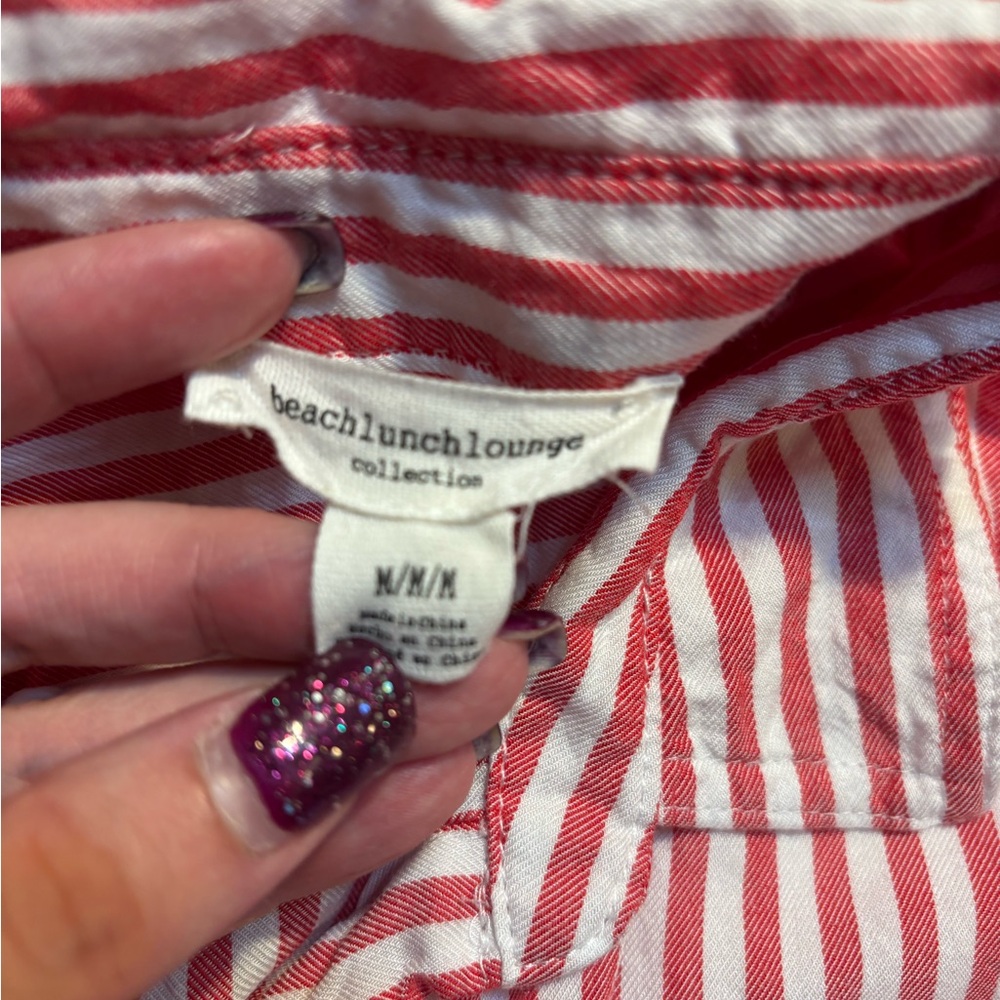beachlunchlounge Shirt Medium Red White Striped Collared Button-Down Long-Sleev - Picture 10 of 13
